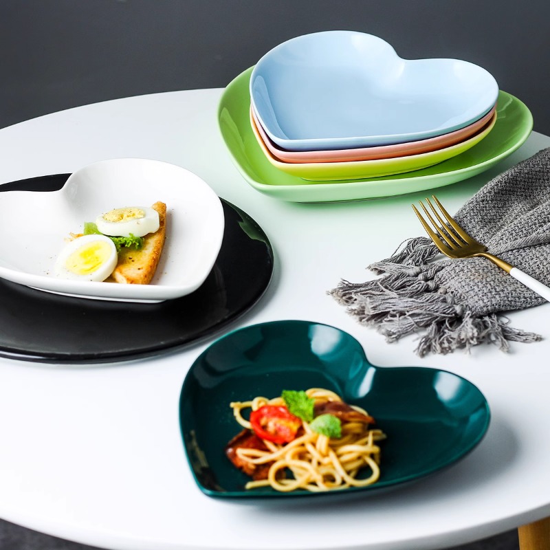 クリエイティブなピンクのハート型セラミックプレート、家庭用、 - Home Cooking Order のレビューと価格
